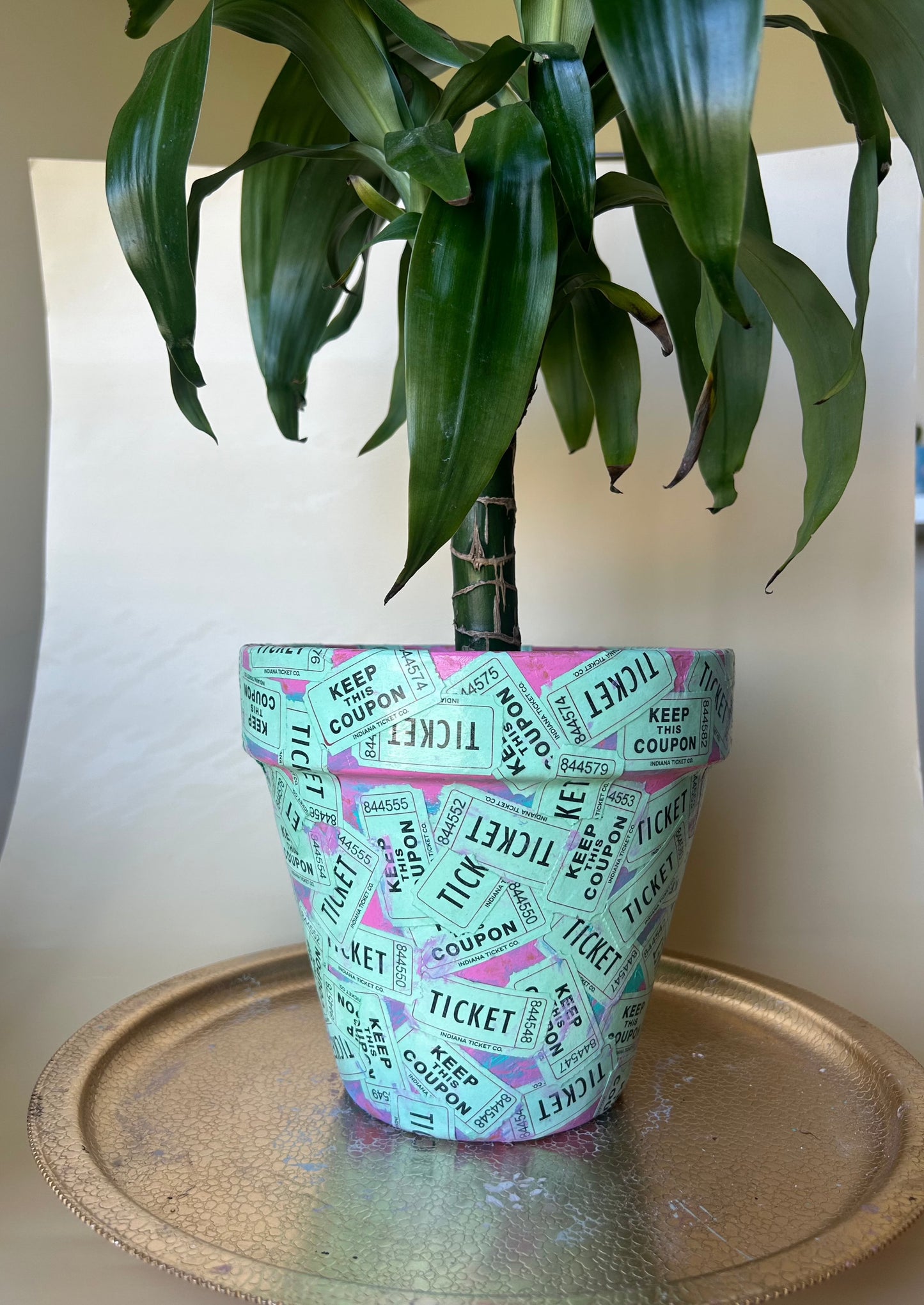 Hand-Painted Plant Pot (Medium/Large)